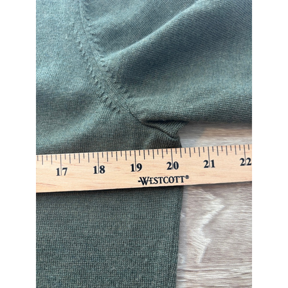 Lord + Taylor Women's 1X Extra Fine 100% Merino Wool Cardigan Career Preppy - Picture 5 of 8